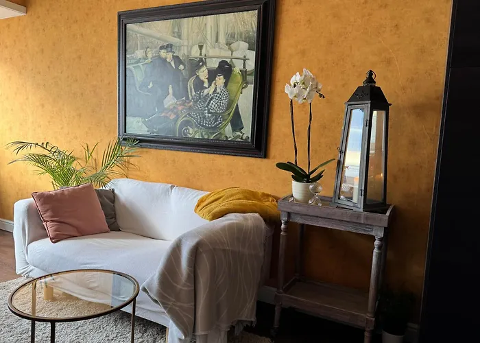 Appartement Ruime Frontaal Zeezicht Aaa Locatie Oostende